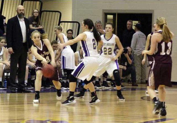 S-Varsity Girls Bball pic1