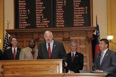 3SQ3 2014 02 04 Mike Berg Senate Photo 3