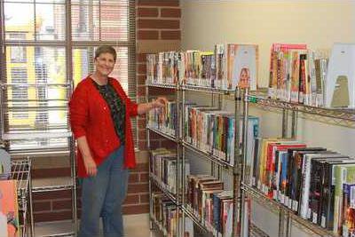 Michelle Dunoway Library Satellite library offers east side easier access - Dawson County News