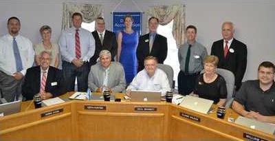 6MFF SCHOOL BOARD PIC 