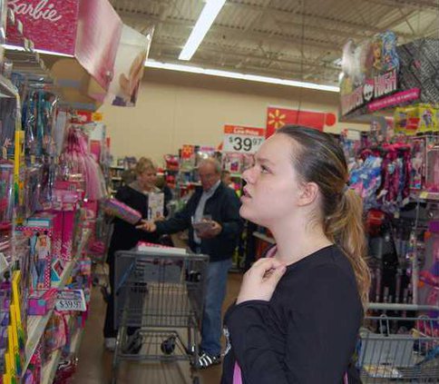 3 Shop with a Cop pic