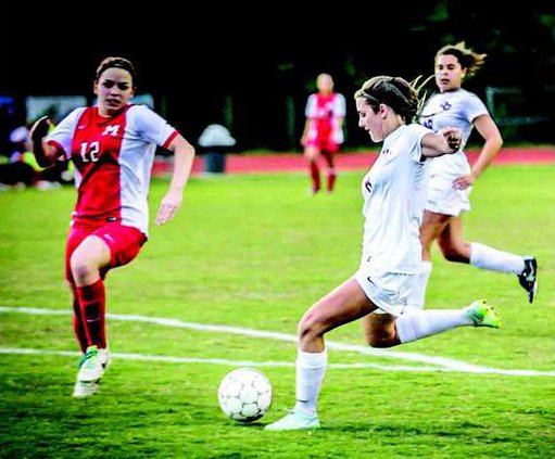 S-Girls Soccer pic4