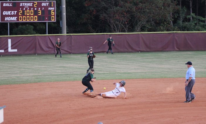 S-Softball pic 2.JPG