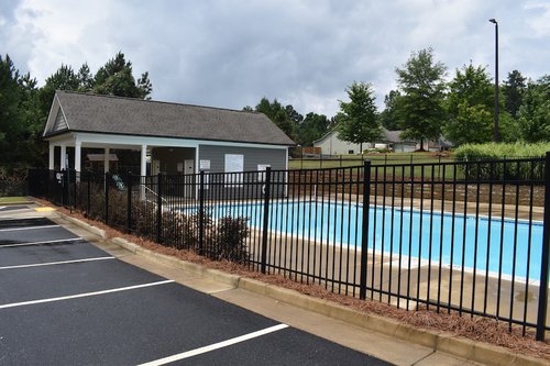 creekstone pool 2