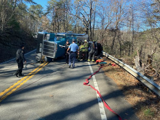 HWY 53 WRECK 1