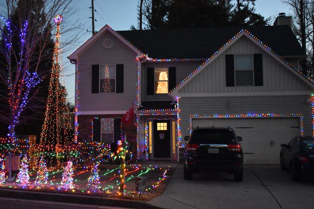 CHRISTMAS LIGHTS 2