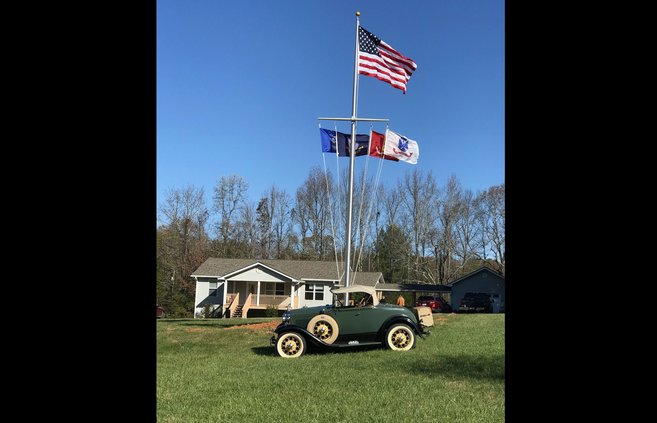 Veteran flagpole 1