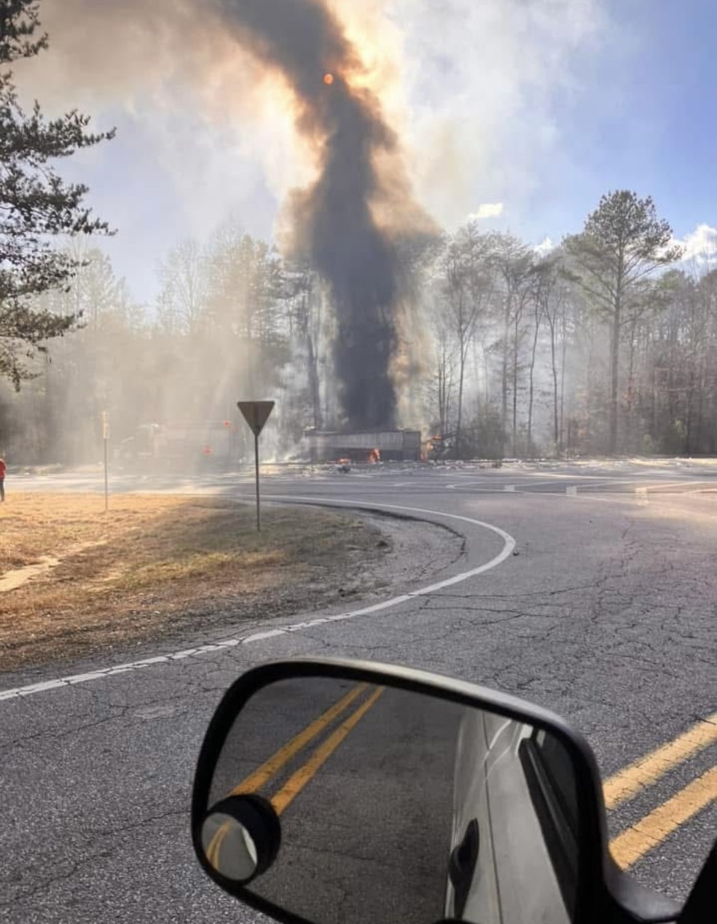 UPDATE: Person fatally injured in Ga. 400 tractor trailer wreck ...