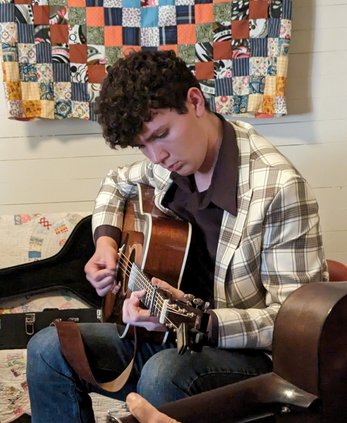 hayden071025
