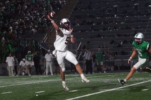 09192025 FOOTBALL 1.jpg