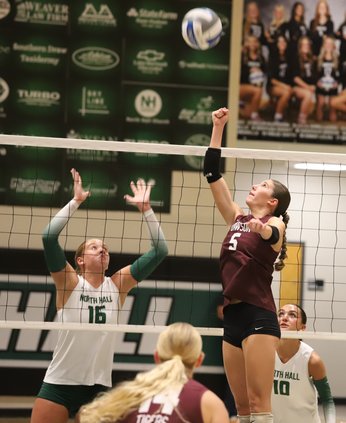 10012025 VOLLEYBALL 1.jpg