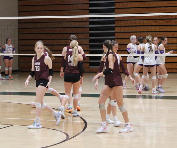 VOLLEYBALL 1009 4.jpg