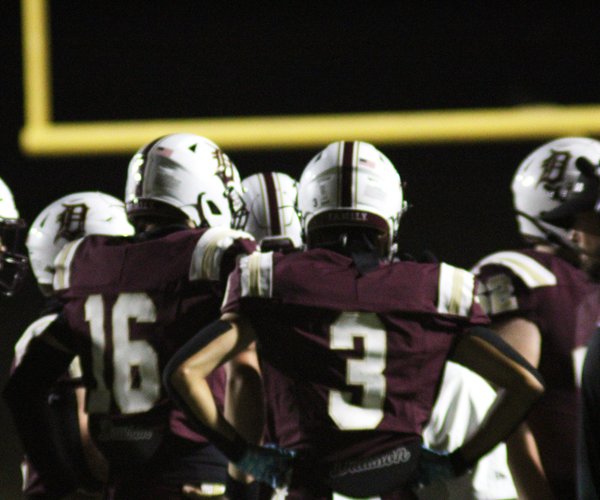 1022 FOOTBALL WEEK PREVIEW.jpg