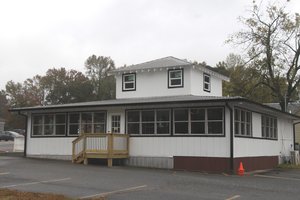 1028 COFFEE SHOP MOVE