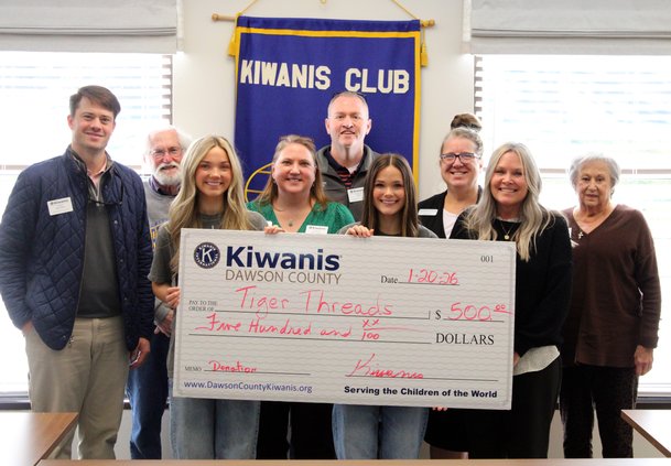 0120 KIWANIS CLUB TIGER THREADS 1.jpg