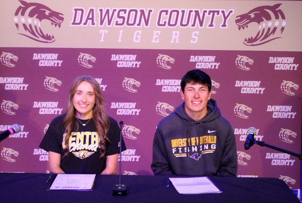 0204 SIGNING DAY 1.jpg