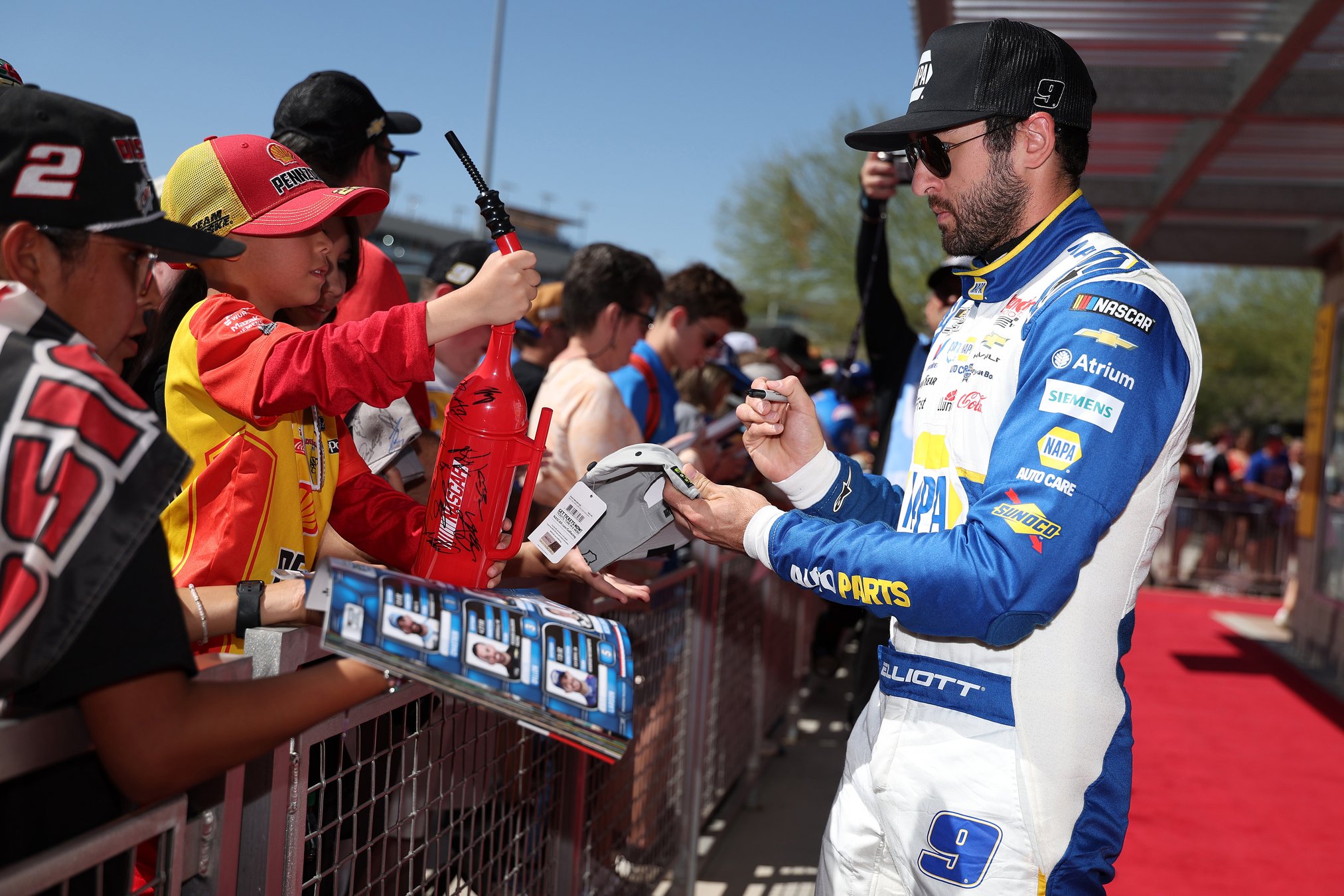NASCAR: Ryan Blaney fights off Christopher Bell for Phoenix win; Dawson ...