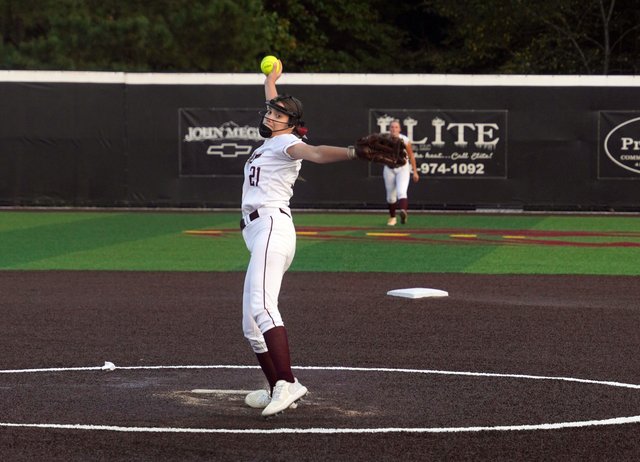 Jennifer Ritter Softball SOFTBALL: This Tigers pitcher announced her college commitment - Dawson ...