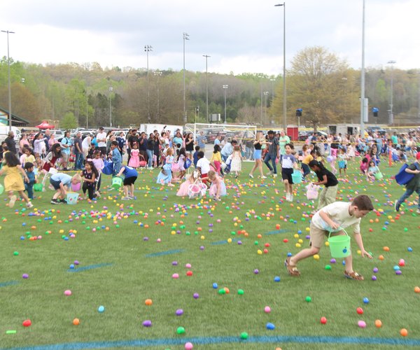 0404 EASTER EGG HUNT 1