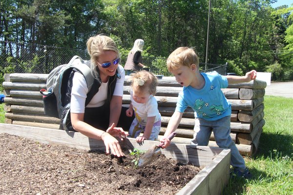 0408 EARTH DAY PREVIEW