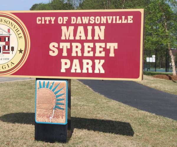 0409 MAIN STREET PARK STOCK IMAGE 1