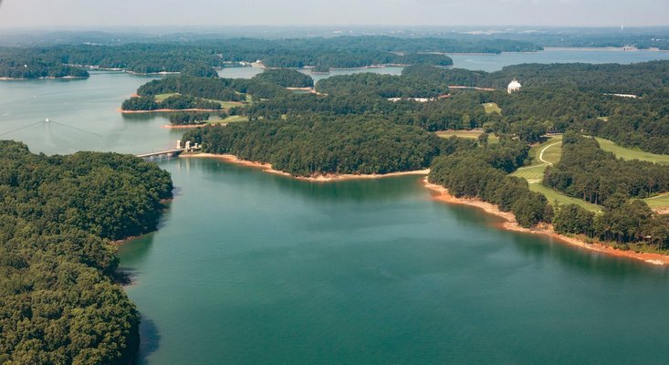 LAKE LANIER STOCK IMAGE