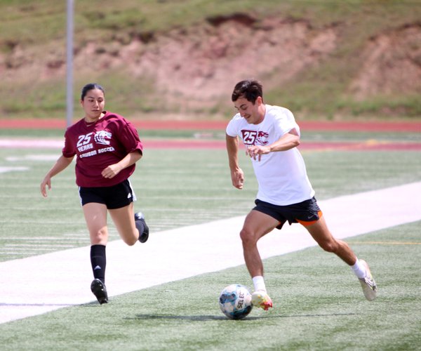 0509 ALUMNI SOCCER GAME 3.jpg