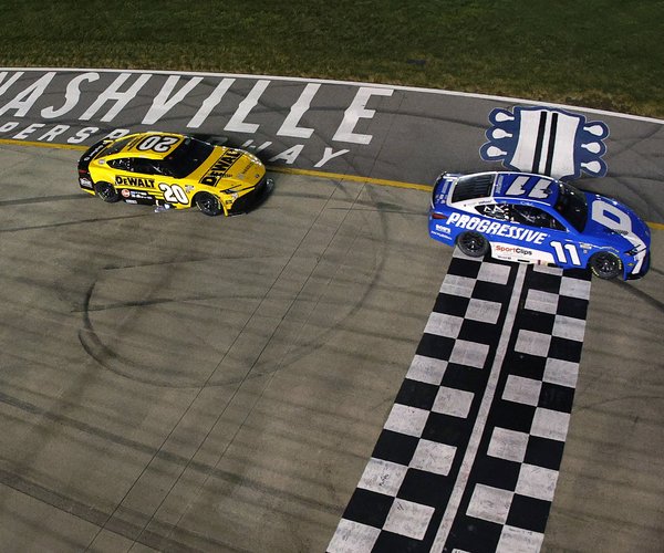 0601 NASCAR 1
