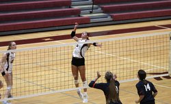 081326 VOLLEYBALL 4.jpg