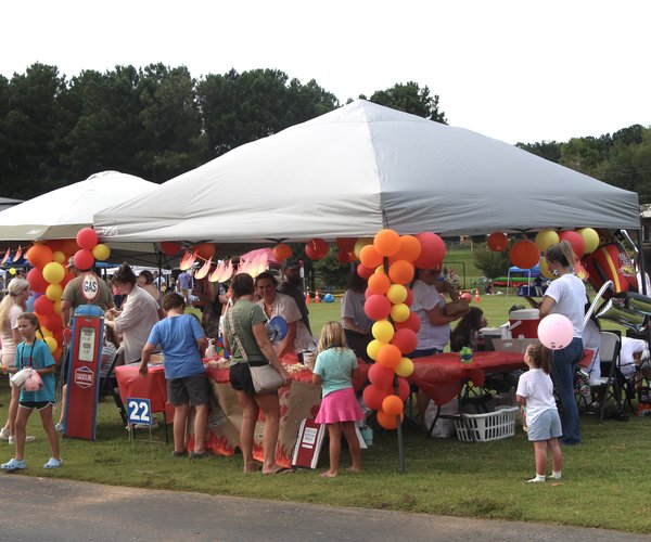 0815 FAMILY FAIR 1