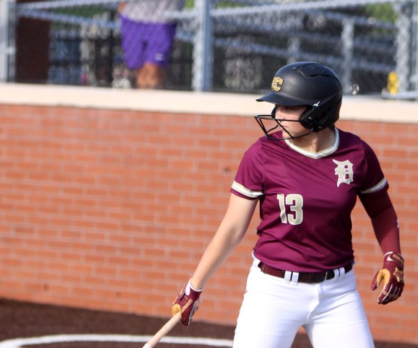 082226 SOFTBALL 1.jpg