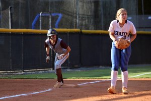 082426 SOFTBALL 1.jpg