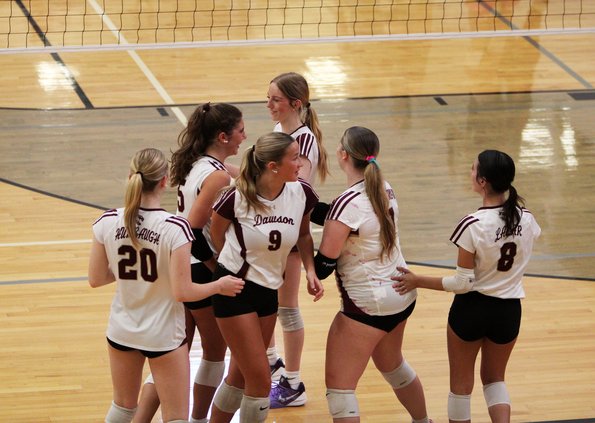 090226 VOLLEYBALL 1.jpg