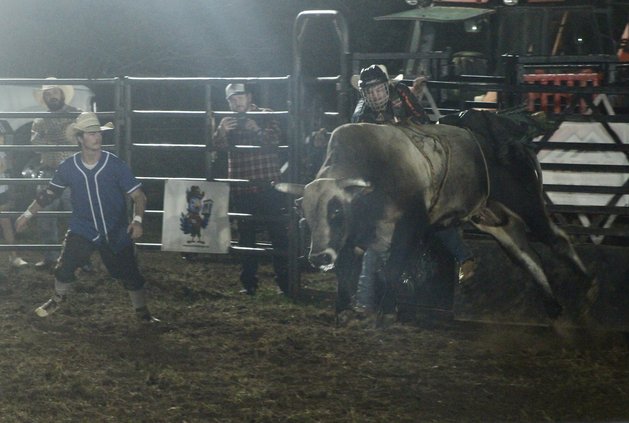 092926 ROTARY RODEO 1
