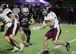 100926 FOOTBALL 1.jpg