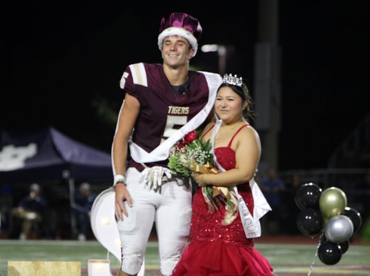 101726 HOMECOMING 1.jpg