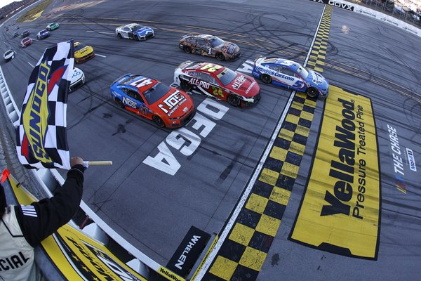 102526 NASCAR 1